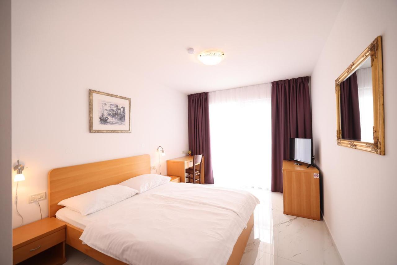 Depadansa Hotel Lucija*** Posedarje Exterior foto