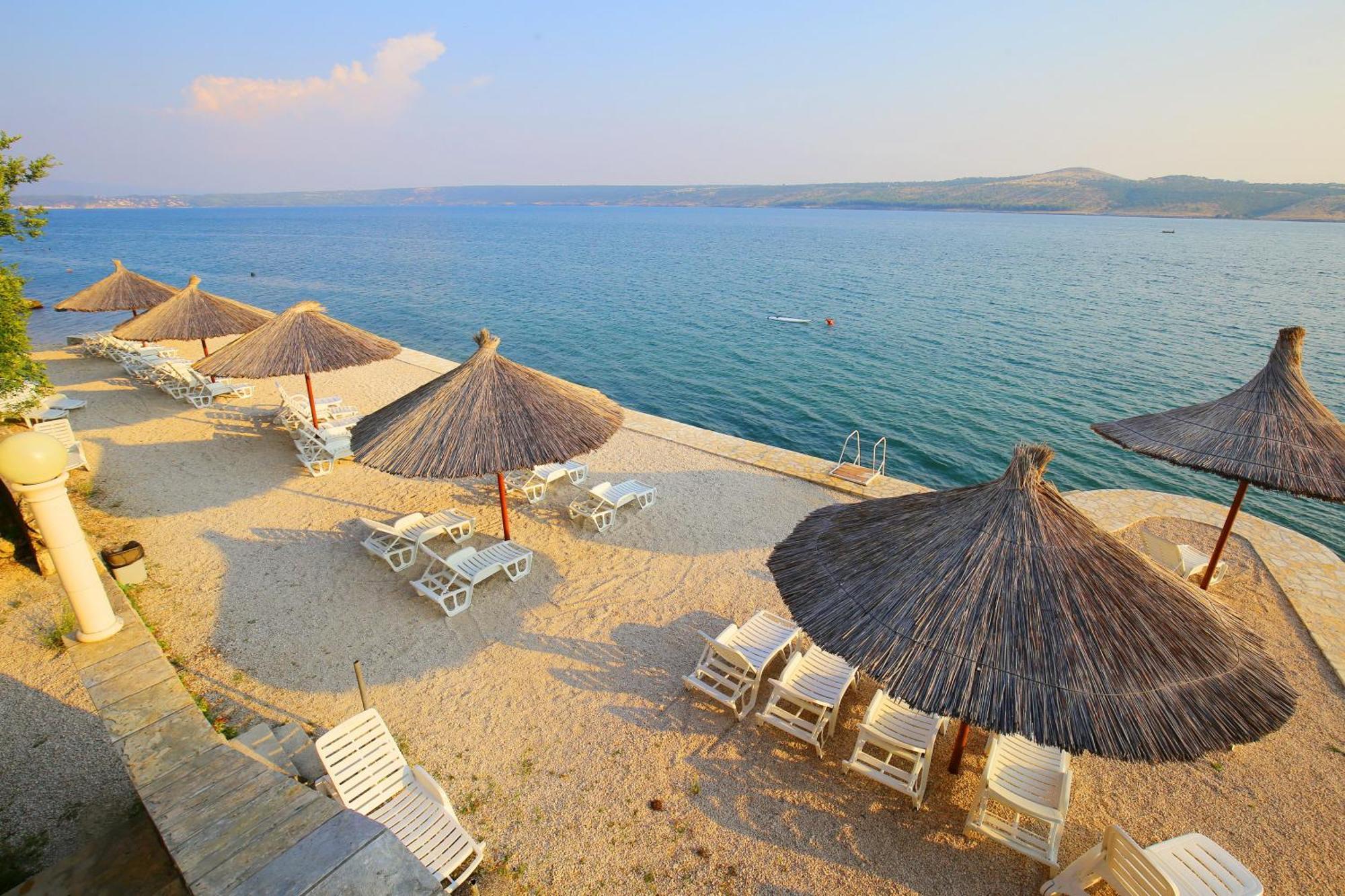 Depadansa Hotel Lucija*** Posedarje Exterior foto